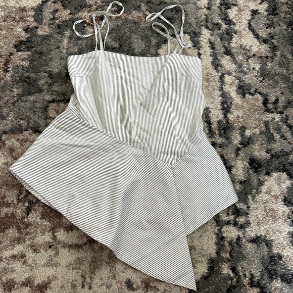 asymmetric elliatt top - Picture 1 of 5